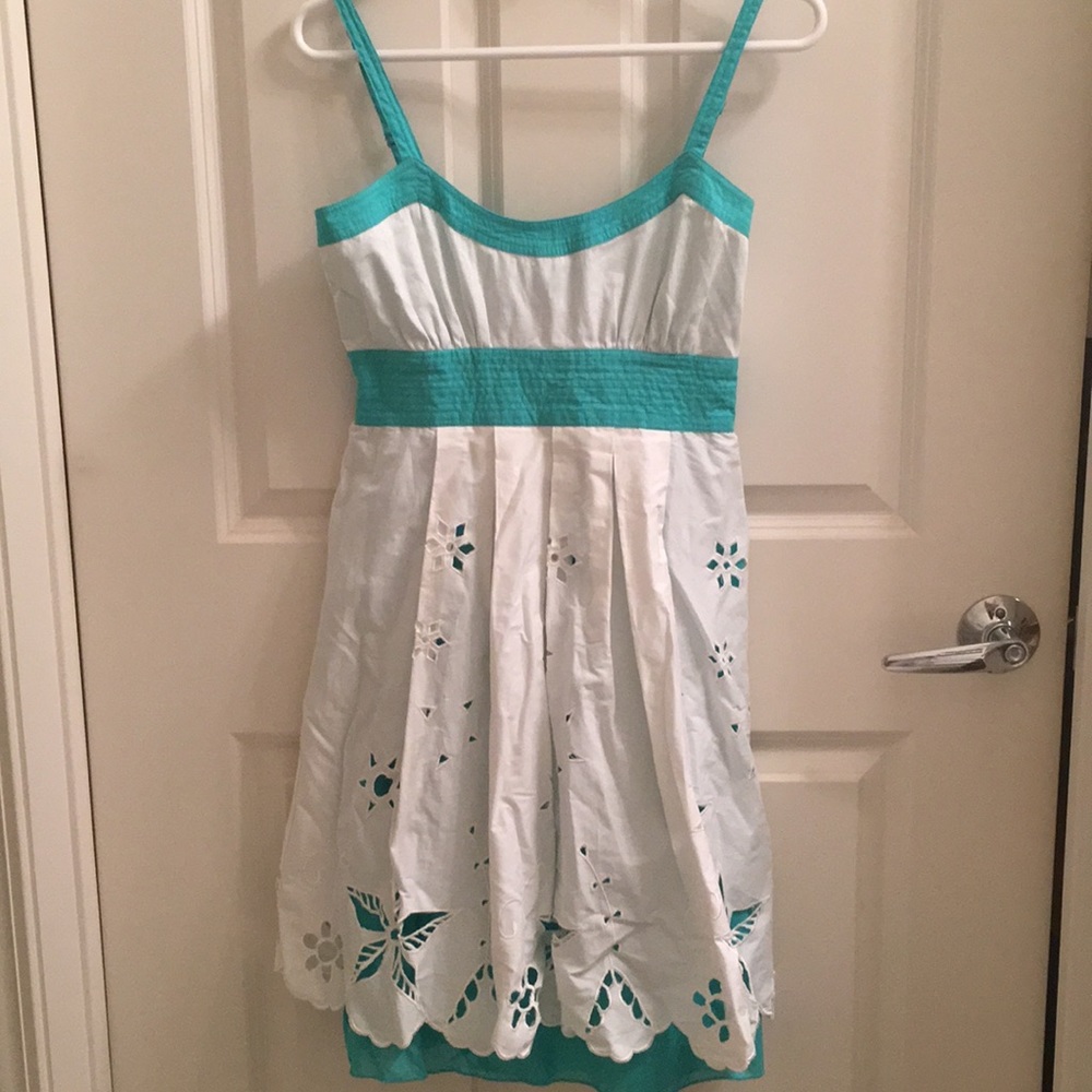 Host Pick! New with Tags Guess Dress